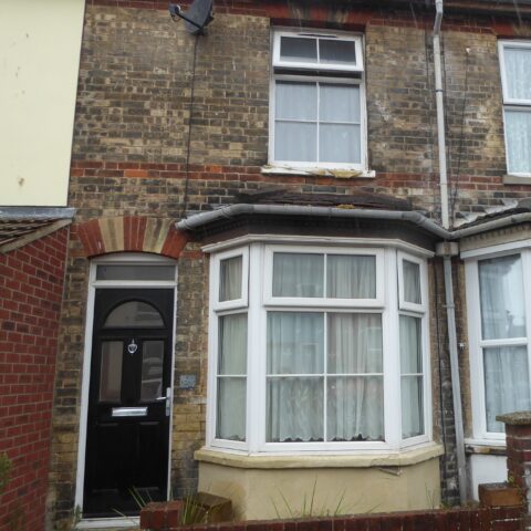 2 bedrooms terraced house for rent in Lowestoft